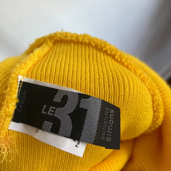 Yellow beanie - Picture 4 of 4